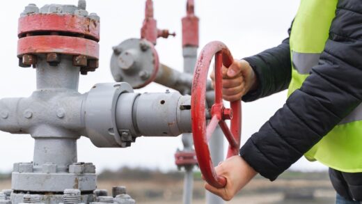 Зросли заброньовані потужності для імпорту газу з Греції в Україну