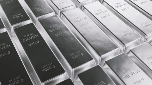 Срібло оновило рекорд після жовтневого піку