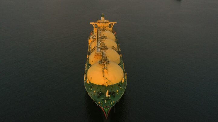 Санкції "добивають" російський СПГ - ЗМІ