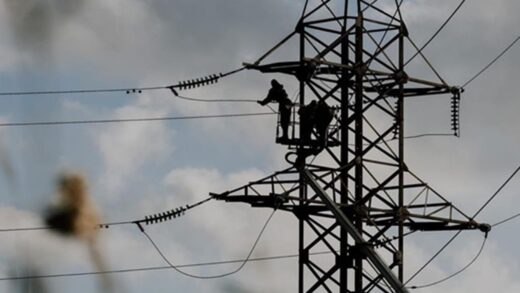 Україна збільшила імпорт електроенергії на 15%