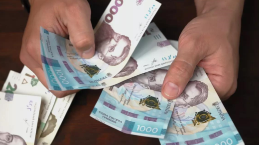 Бюджет 2026: які зарплати отримуватимуть військові, вчителі та лікарі