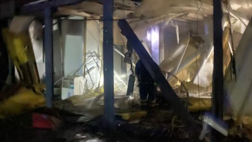 На Дніпропетровщині внаслідок обстрілу виникли пожежі, є руйнування