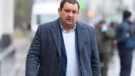 «Відкат не за інструкцією»: як справа нардепа Кузьміних на пів мільйона гривень застрягла між абсурдним захистом і безсиллям ВАКС