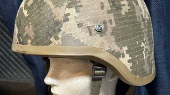 Син Євтушенка виграв тендер на постачання шоломів на 10% дешевше від батькового «Темп-3000»