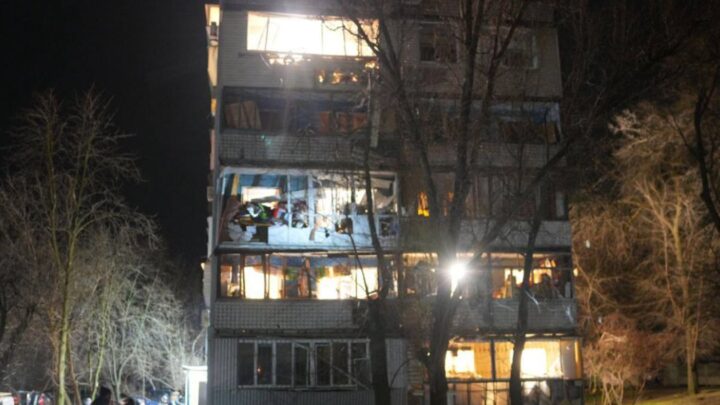 Пожежа і пошкодження: росіяни вдарили по Запоріжжю