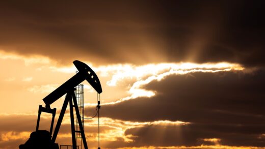 Ціни на нафту почали зростати після рекордного падіння - ЗМІ