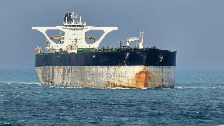 СюжетЧому США зацікавив іржавий російський танкер