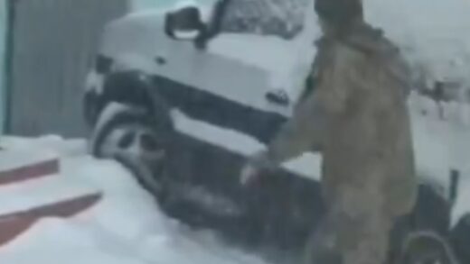 Військовий застосував газовий балончик проти дівчинки: в ТЦК відреагували