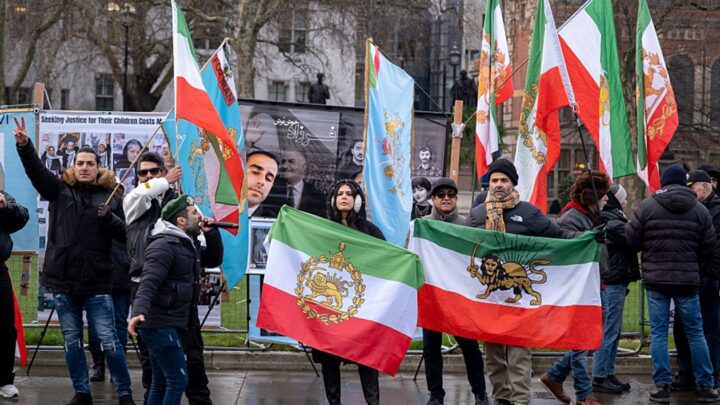 Іран залишився без інтернету на тлі протестів