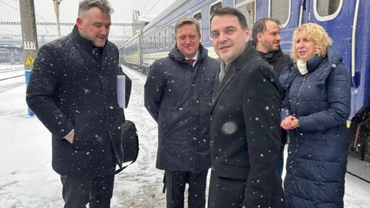 Глава МЗС Чехії прибув з візитом в Україну