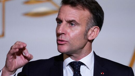 Макрон представив план розгортання французьких військ в Україні