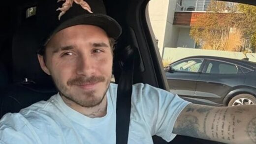 Бруклін Бекхем попросив батьків спілкуватися з ним лише через адвокатів