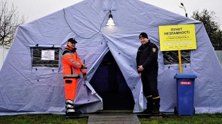 «Життя ніби зупинилося»: як українці переживають холод після ударів РФ