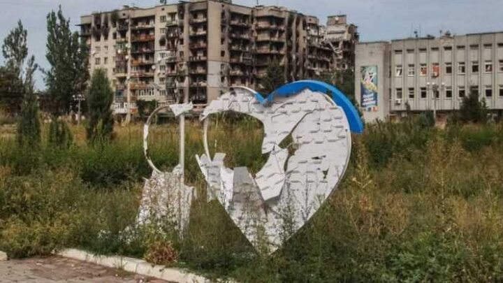 Життя на руїнах: як виживають жителі Попасної без води, газу та електрики