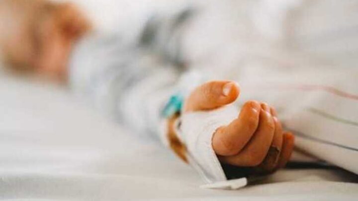 На Львівщині розслідують смерть 2‑річного хлопчика від переохолодження та зневоднення: батьків затримано