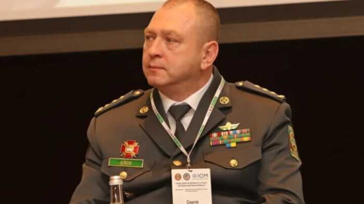 Підозрюваний в хабарництві ексголова ДПСУ Дейнеко збирається мобілізуватись, щоб уникнути кримінальної справи, — ЗМІ