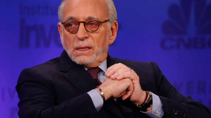 Батько Ніколи Пельтц прокоментував конфлікт у родині Бекхемів