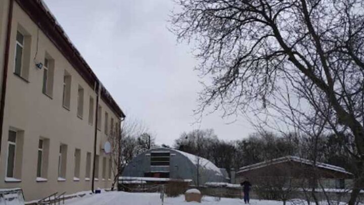 Завищені ціни і низькі зарплати: спортшкола в Голосіївському районі замовила ремонт за 165 мільйонів гривень