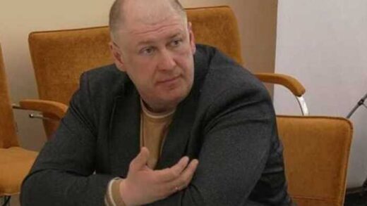 Квартири, земля в Криму та Lexus: як заробляє родина колишнього податківця Артема Снєжка