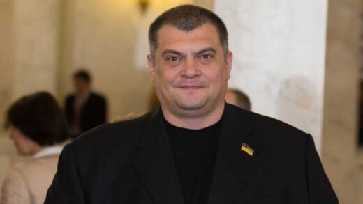 Юзик повернувся в Україну і йде на допит: НАБУ викликало Корявченкова у справі «грошових голосувань»