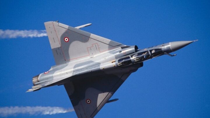 Названо число українських пілотів, які у Франції вчаться літати на Miragе