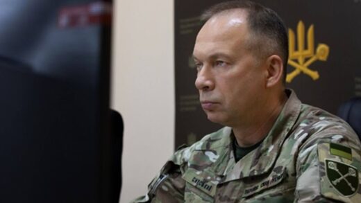 Війна вступила в нову стадію - Сирський