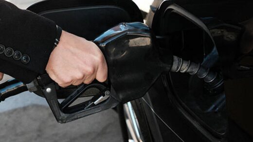 У США ціни на пальне злетіли до максимуму