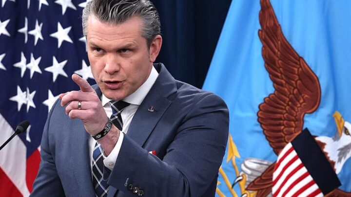 Шеф Пентагону натякнув, що Україна залишиться без боєприпасів