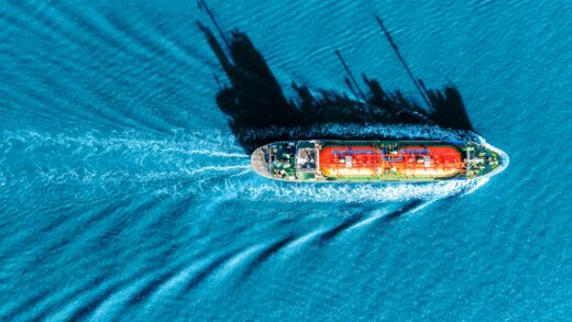 Покупці СПГ масово переорієнтовуються з Катару на США