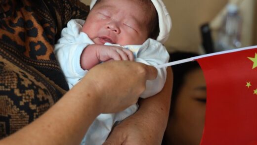 У Китаї фіксують історичний мінімум народжуваності