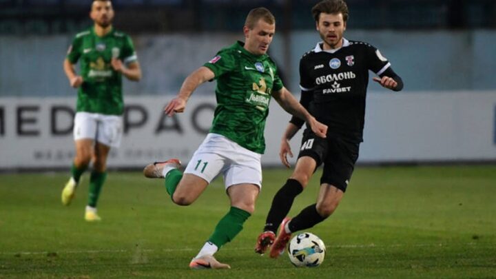 Карпати розгромлюють Оболонь чотирма забитими м’ячами