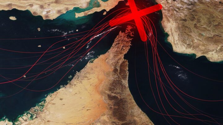 Іран розвернув китайські судна біля Ормузької протоки