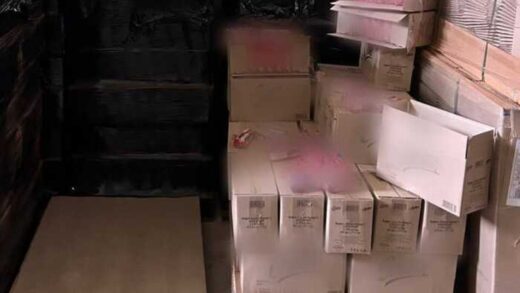 БЕБ знайшло на Львівщині підпільне виробництво підробних вафель "Світоч"