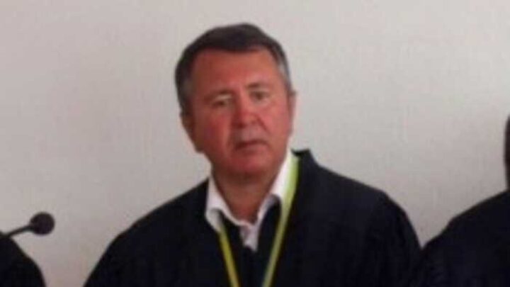 Хабар у пакеті з яблуками: ВАКС розпочав розгляд справи судді з Павлограда Щербини