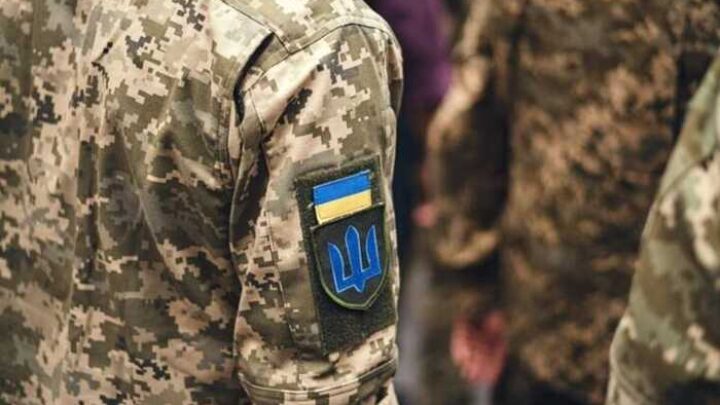 Напад у Яворівському ТЦК: троє чоловіків атакували військовослужбовців у будівлі військкомату