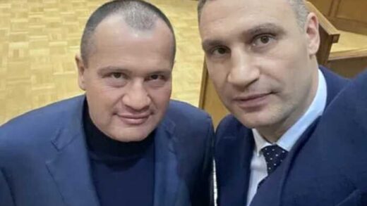 Віталій Кличко, Артур Палатний і Денис Комарницький: як через землю, підряди і «прокладки» з Києва викачували мільярди