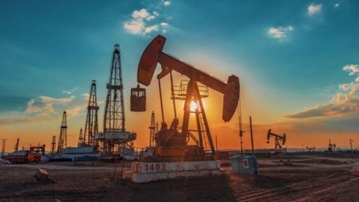 Ціна на нафту закріпилась нижче $100