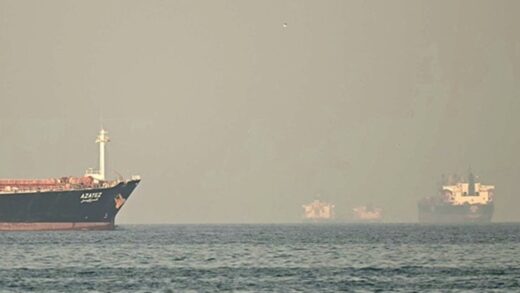 Ціна на близькосхідну нафту сягнула $160 - ЗМІ