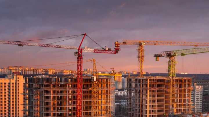 Цивільна економіка Росії прискорила падіння - аналітики