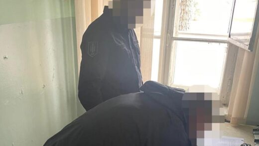 Експравоохоронець ошукав військового на 600 тисяч