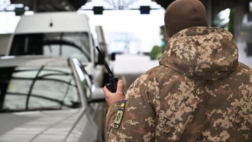 На кордоні України з Польщею утворились черги