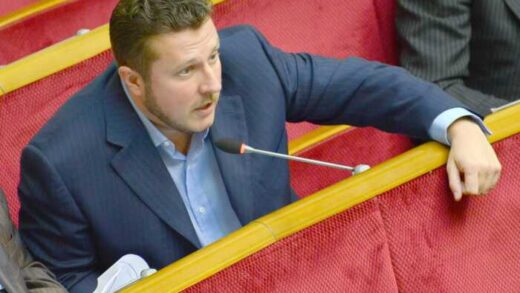 Депутат-«схемщик» Антон Яценко: мільярдні активи на родичах, “тендерна мафія”, кол-центри і втеча від журналістів