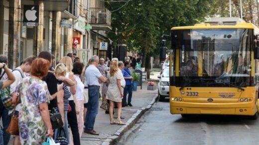 Безкоштовний проїзд лімітують: за що пенсіонерам доведеться платити