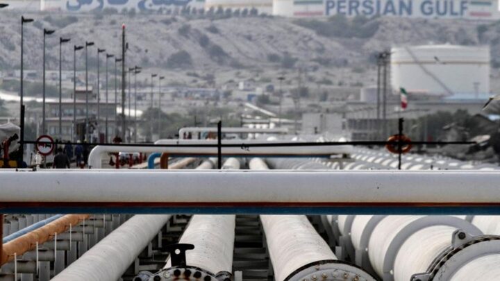 Іран скорочує видобуток нафти, але є нюанс - ЗМІ