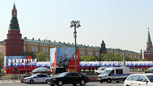 Кремль відреагував на дозвіл Зеленського на парад