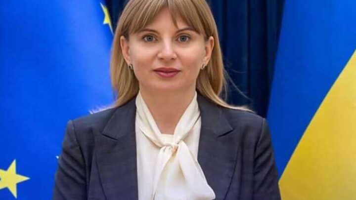 Від дорогих брендів до паралічу санкцій: що відомо про Олену Ференс, яка фактично керує Мін’юстом