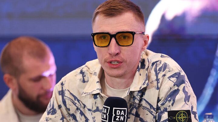 Менеджер Усика розкрив мотиви рішення відмовитися від поясів