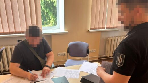 Видалення з реєстру за гроші: викрито схему допомоги ухилянтам через ТЦК