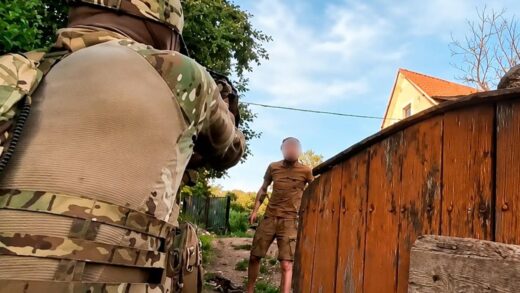 На Вінниччині СЗЧ-шник сокирою відбивався від представників групи розшуку