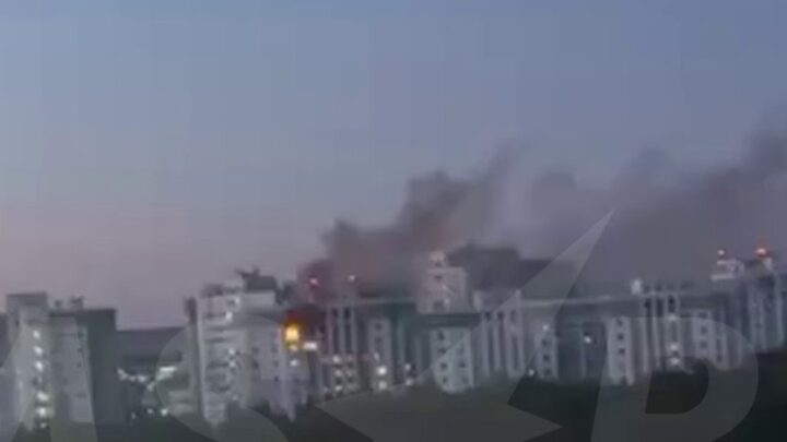 В РФ заявили про пожежу в будинку через атаку БпЛА